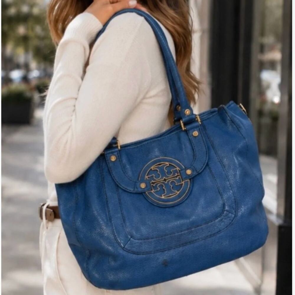 Tory Burch Blue Amanda Classic Hobo Pebbled Leather Gold Hardware + Dust Bag